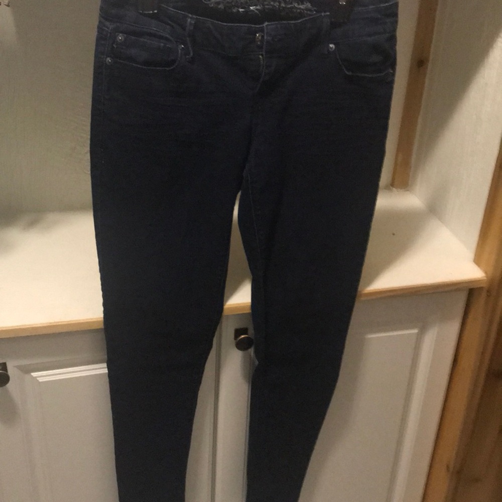 Dark wash skinny jeans